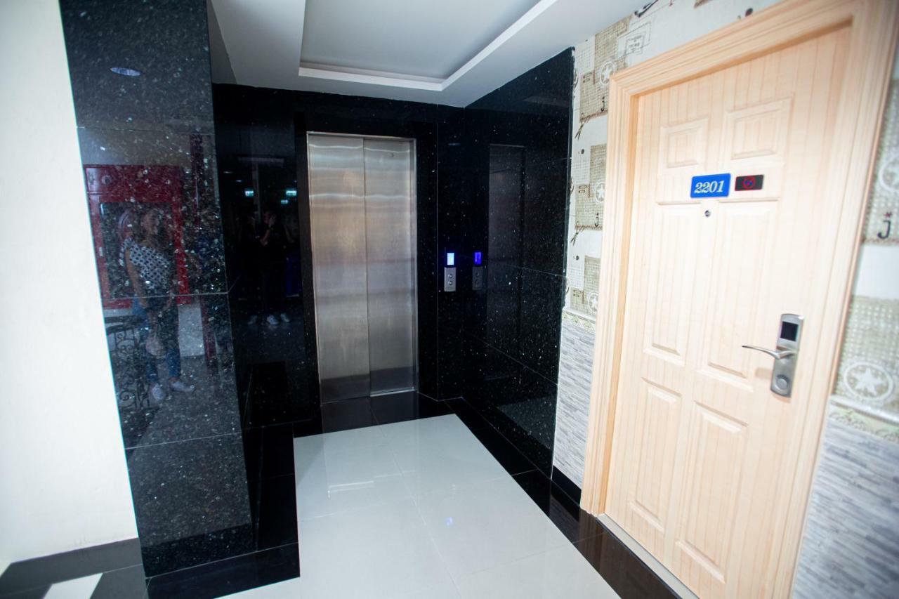 Best Western Royal Buriram Exterior foto